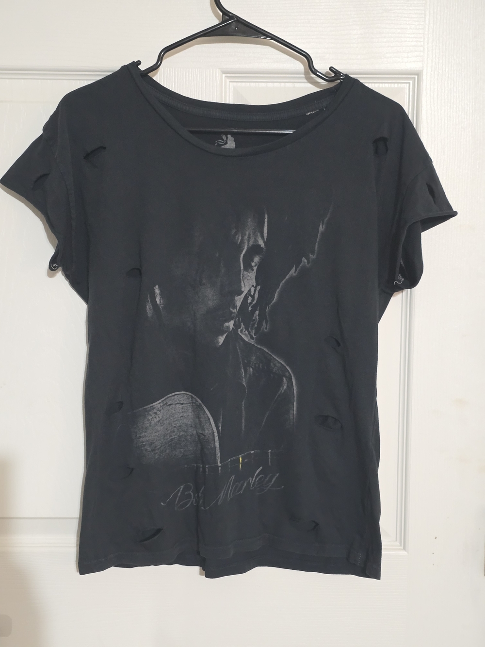 Zion Rootswear Black Short-Sleeve Distressed Bob Marley Graphic Tee